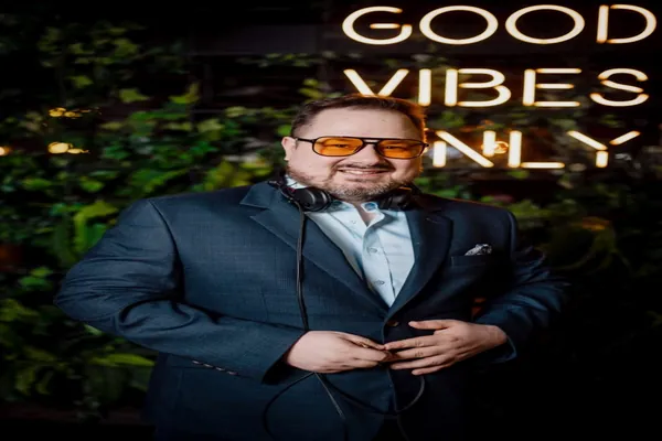 DJ Arnold Parka - DJ na wesela, gale i imprezy klubowe, booking Lublin